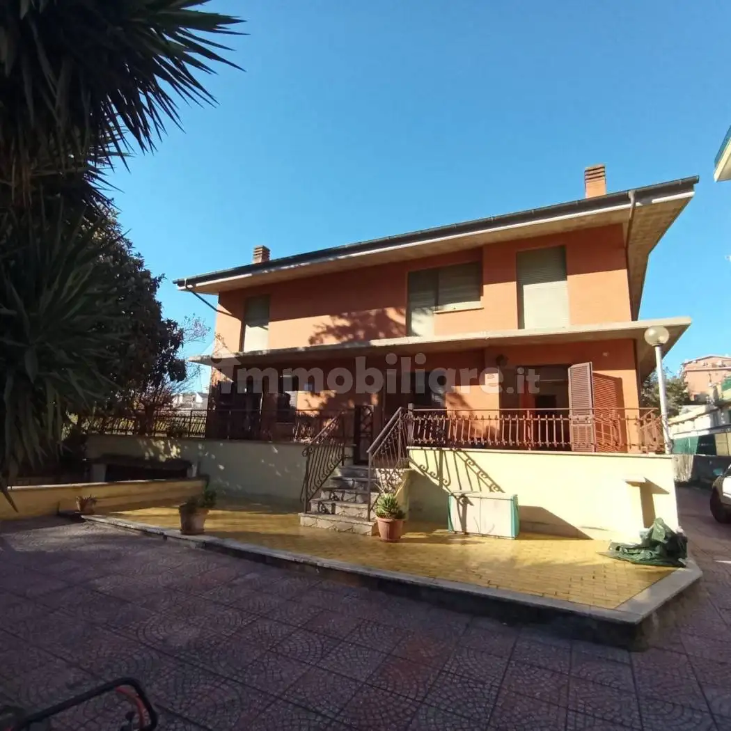 Villa in vendita a Roma