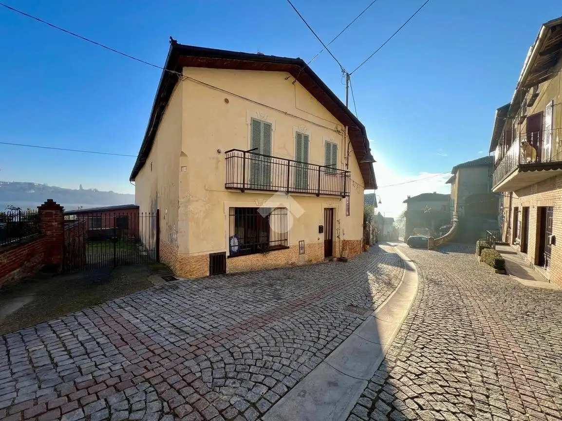Casa indipendente in affitto a Cerreto d'Asti