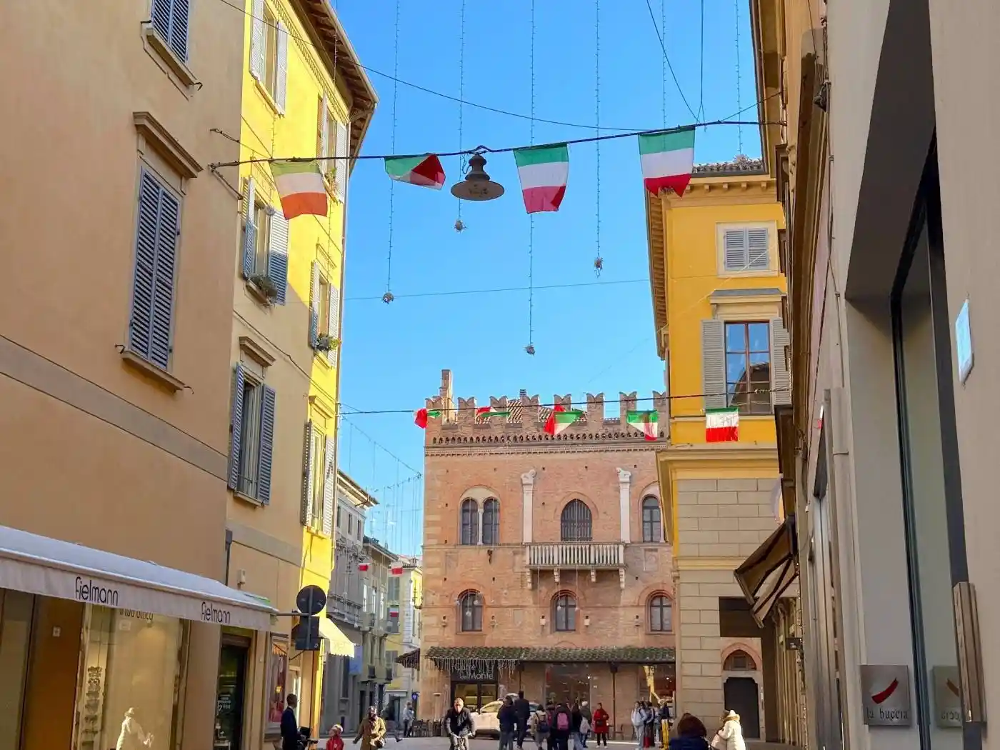 Appartamento via Emilia Santo Stefano, Centro Storico, Reggio Emilia - foto 2