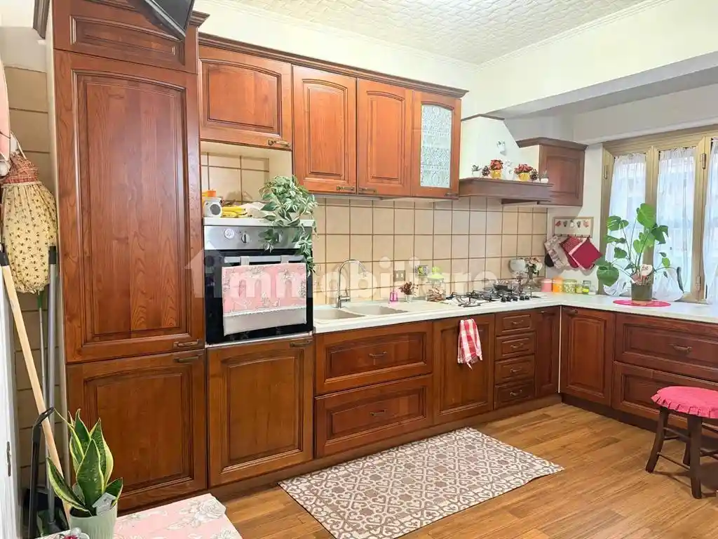 Trilocale via Cornelio Gallo 24, Quadraro, Roma - foto 3