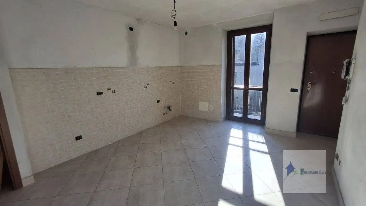 Trilocale via Ospedale 7, Centro, Castano Primo - foto 4