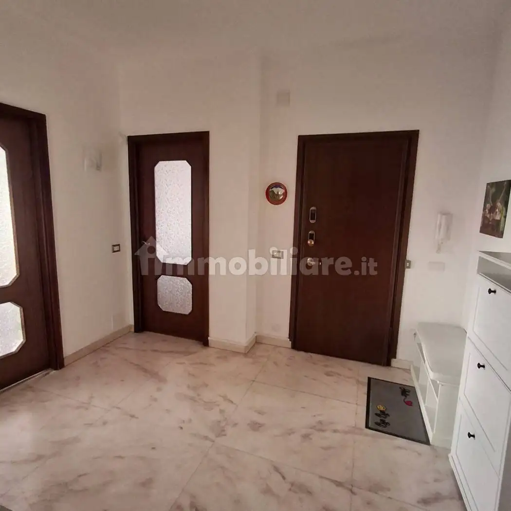 Appartamento buono stato, secondo piano, Centro Storico, Biella - foto 2