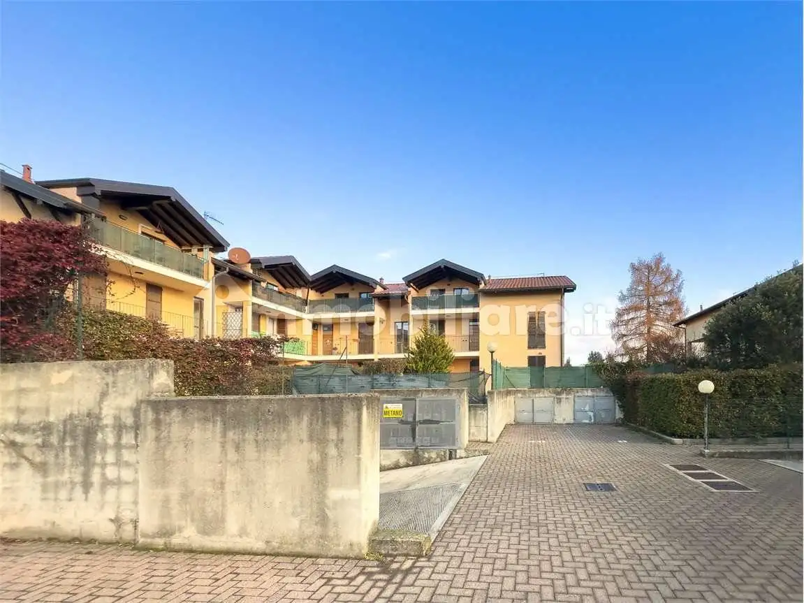 Appartamento in vendita a Varano Borghi