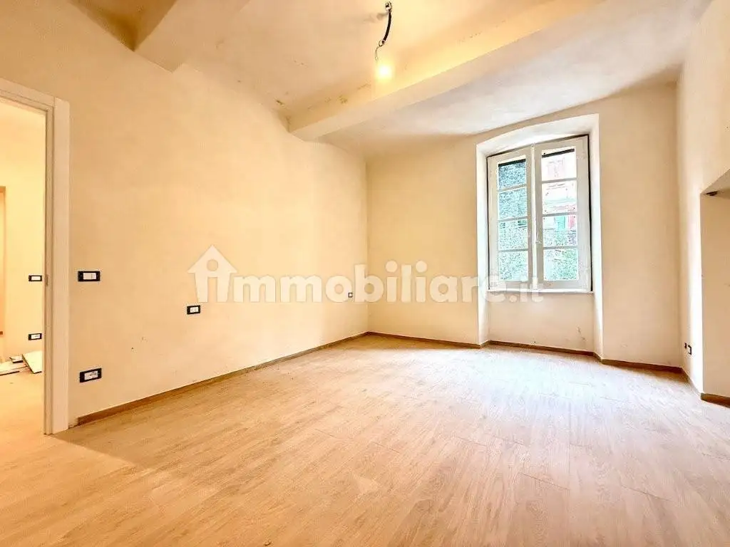 Appartamento in vendita a Massa