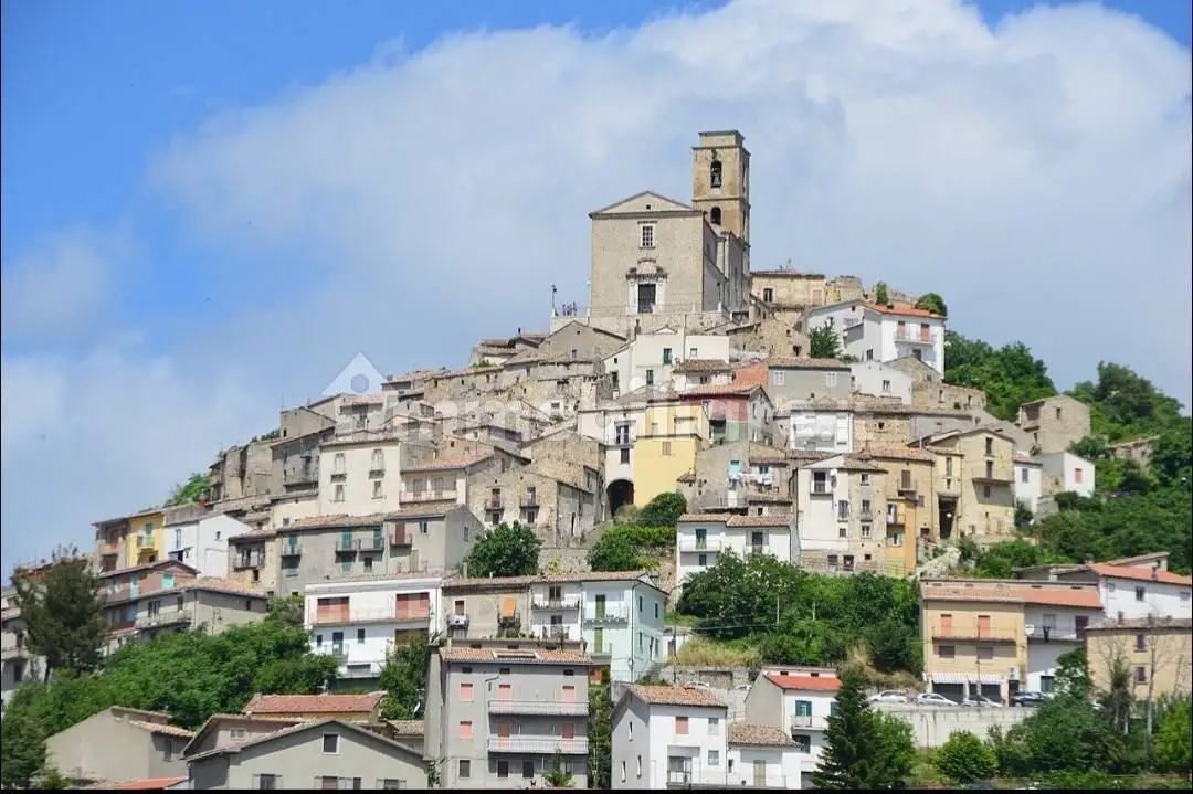 Casa indipendente in vendita a Carunchio