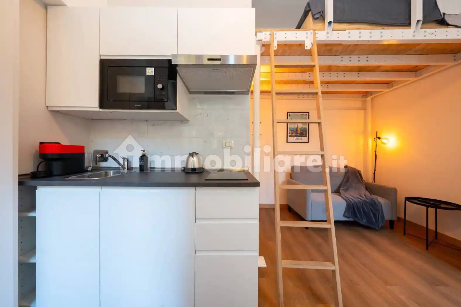 Monolocale via San Massimo 42, Via della Rocca, Torino - foto 5