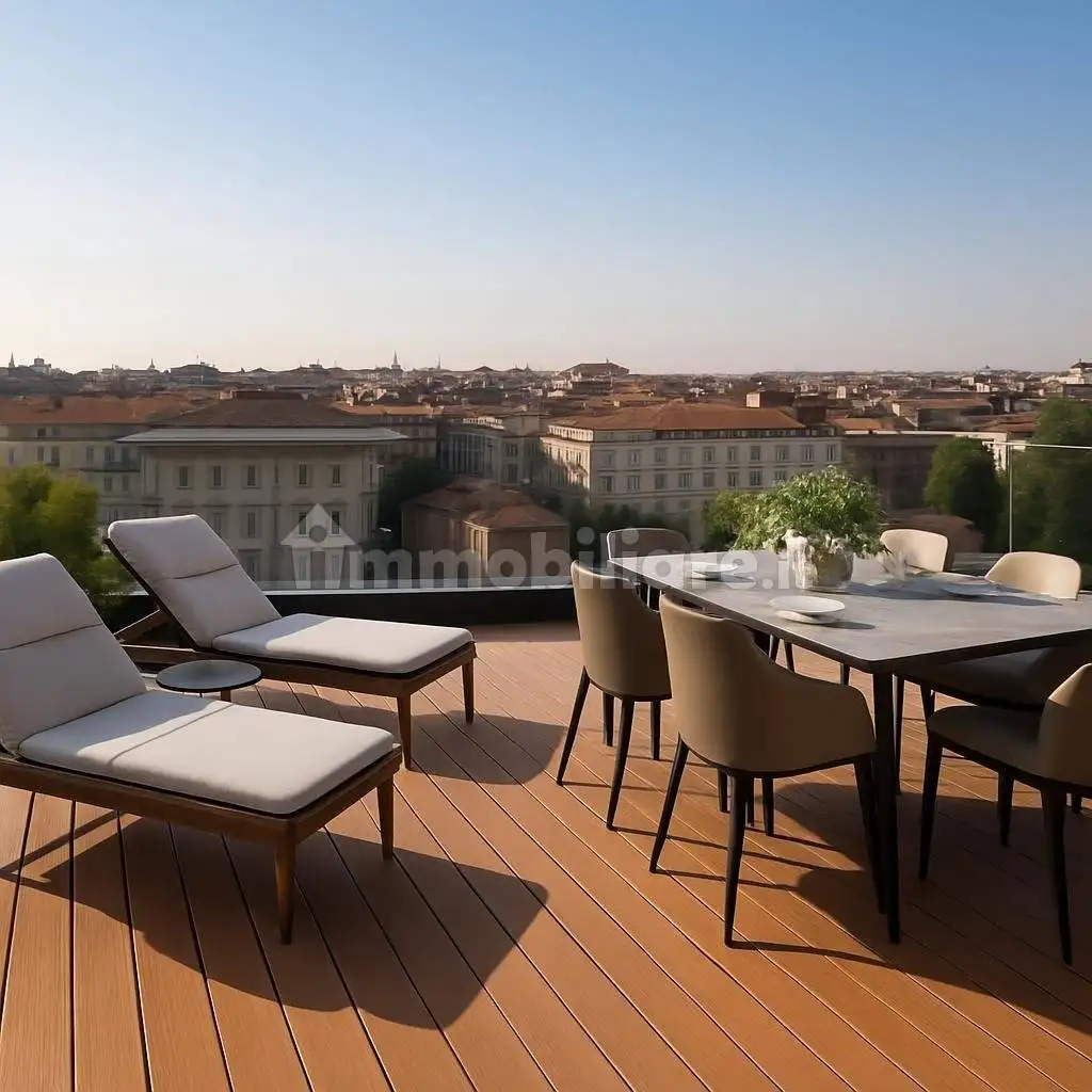 Penthouse - Attic in vendita a Milan