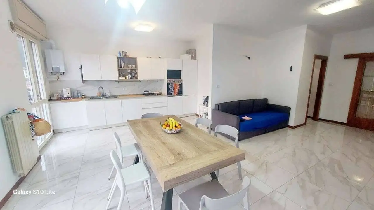 Appartamento in vendita a Lovere