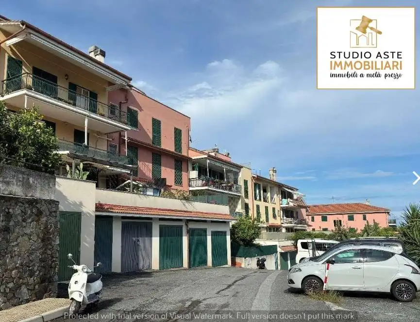 Appartamento in asta a Albissola Marina