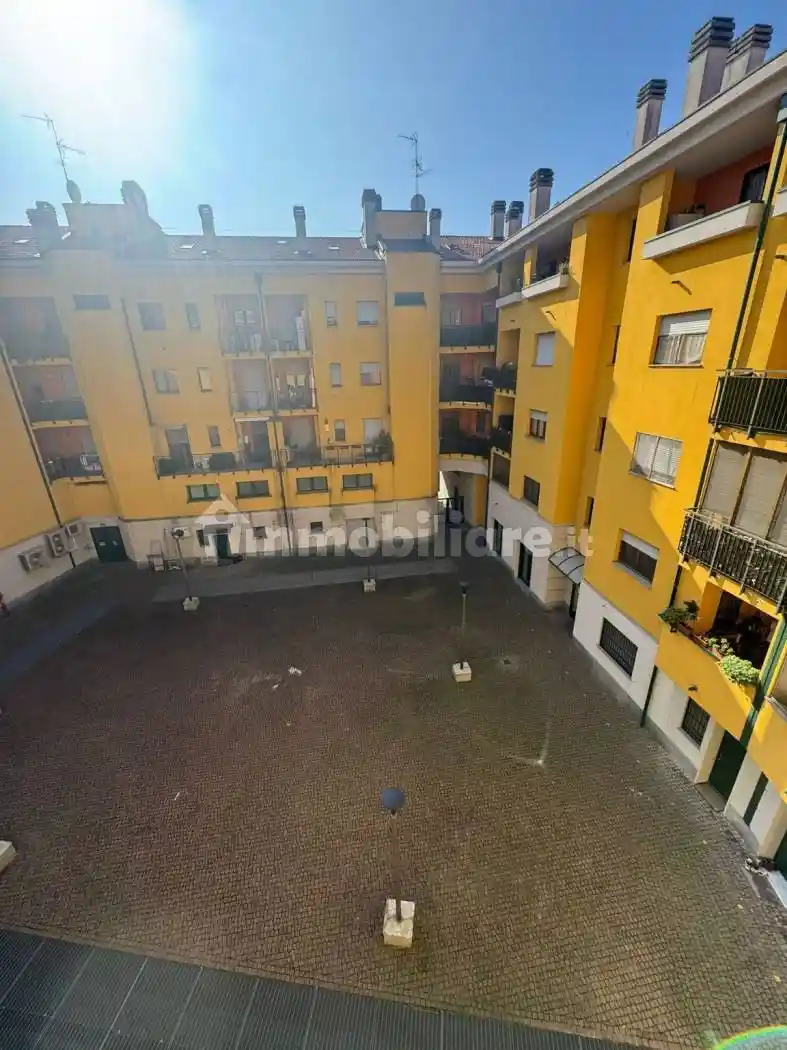 Bilocale via Giacinto Serrati Menotti 12, Ponte Lambro, Milano - foto 2