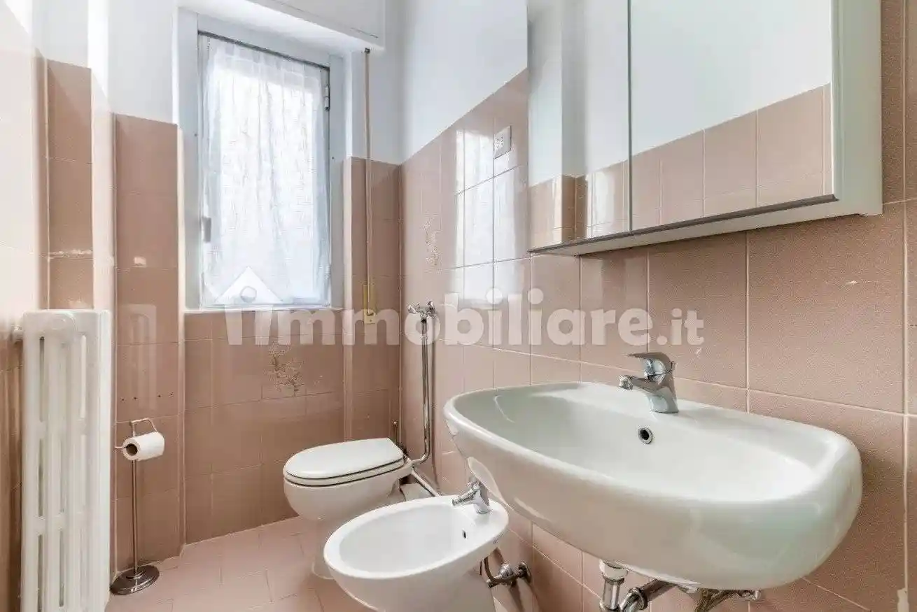 Bilocale buono stato, quinto piano, Gallaratese, Milano - foto 5