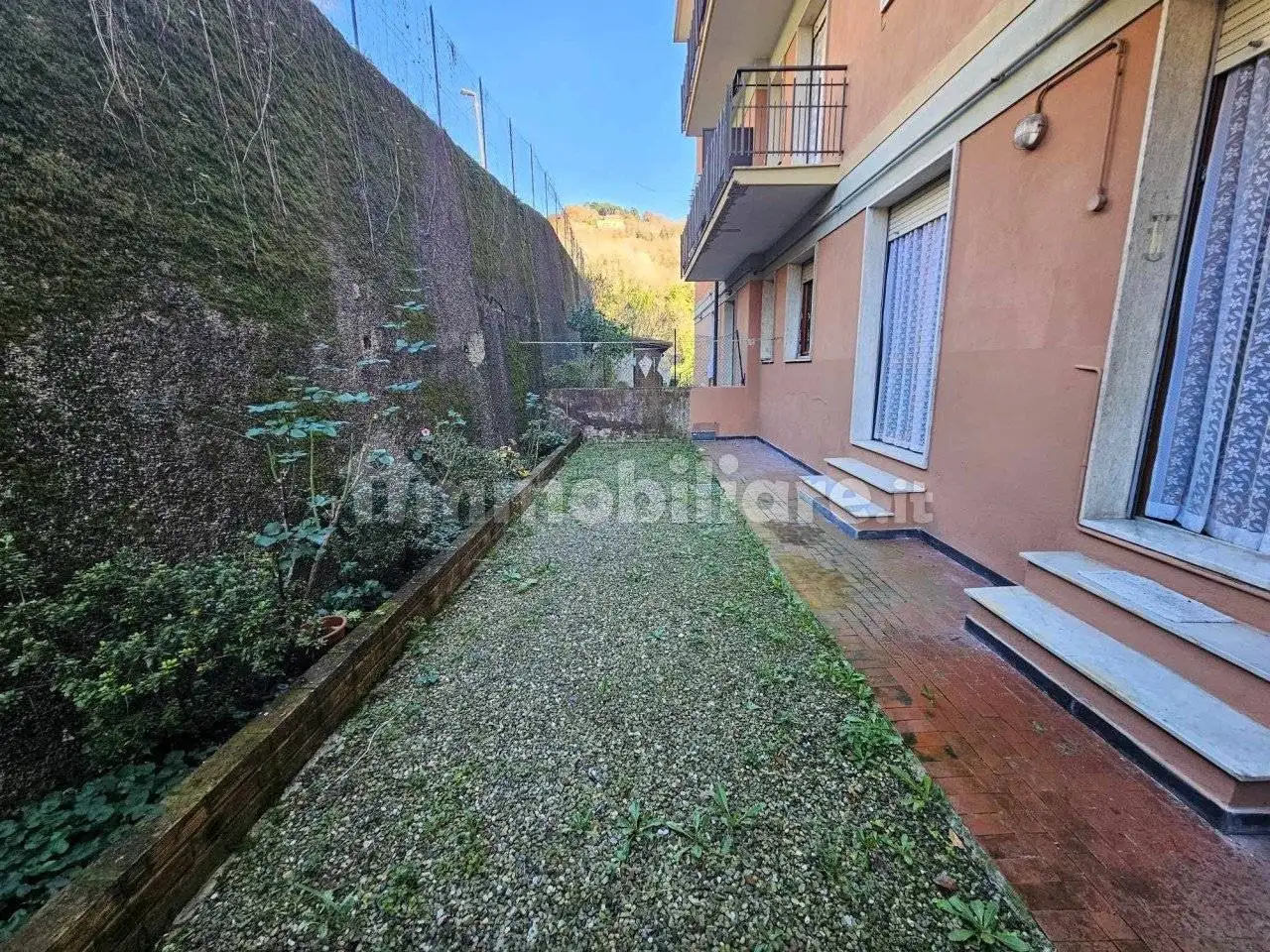 Appartamento in vendita a Campomorone