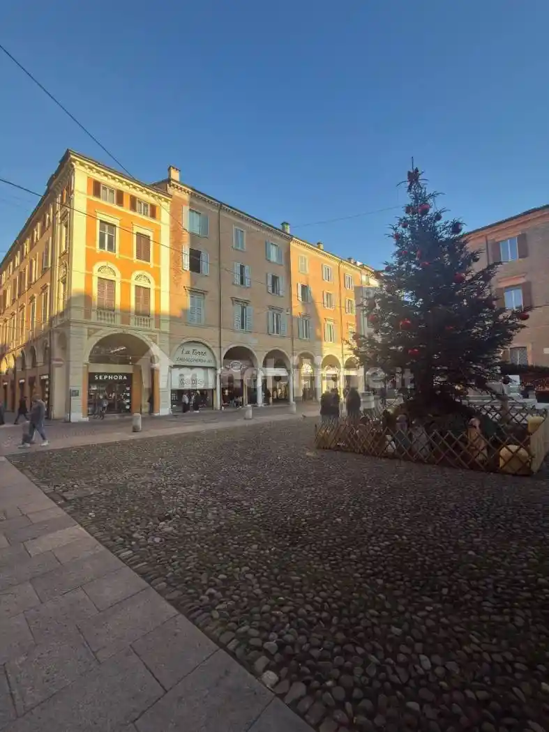 Appartamento piazza della Torre, Centro Storico, Modena - foto 4