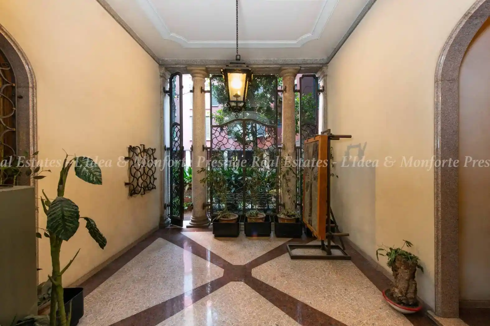 Villa unifamiliare via Cappuccio, Sant'Ambrogio, Milano - foto 2