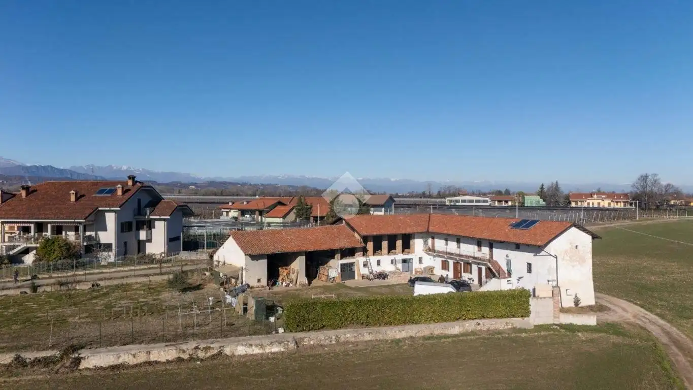 Casa indipendente in vendita a Costigliole Saluzzo