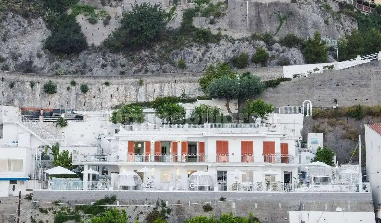 Appartamento in vendita a Vietri sul Mare