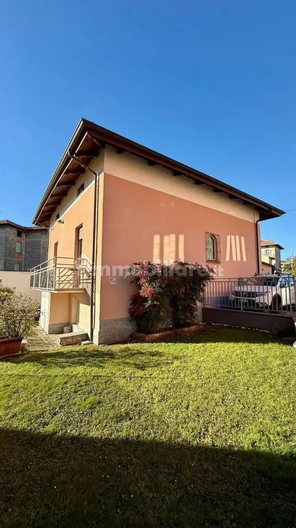 Villa unifamiliare via Padre Mauro Antoniotti 8, Chiavazza, Biella - foto 2