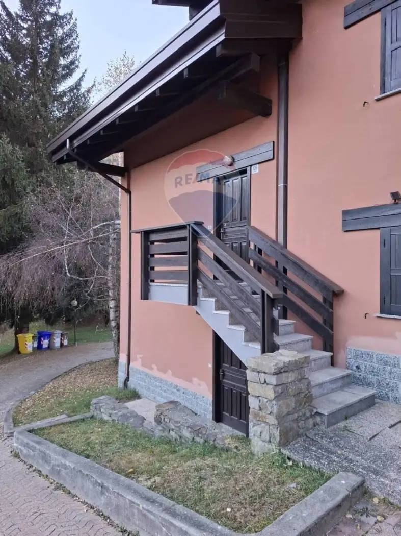 Casa indipendente in affitto a Corteno Golgi