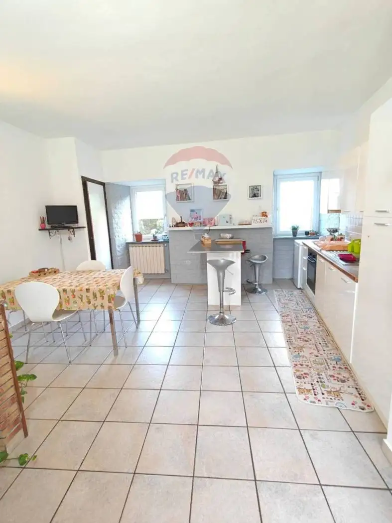 Trilocale via Roma 111, Bardello con Malgesso e Bregano - foto 3