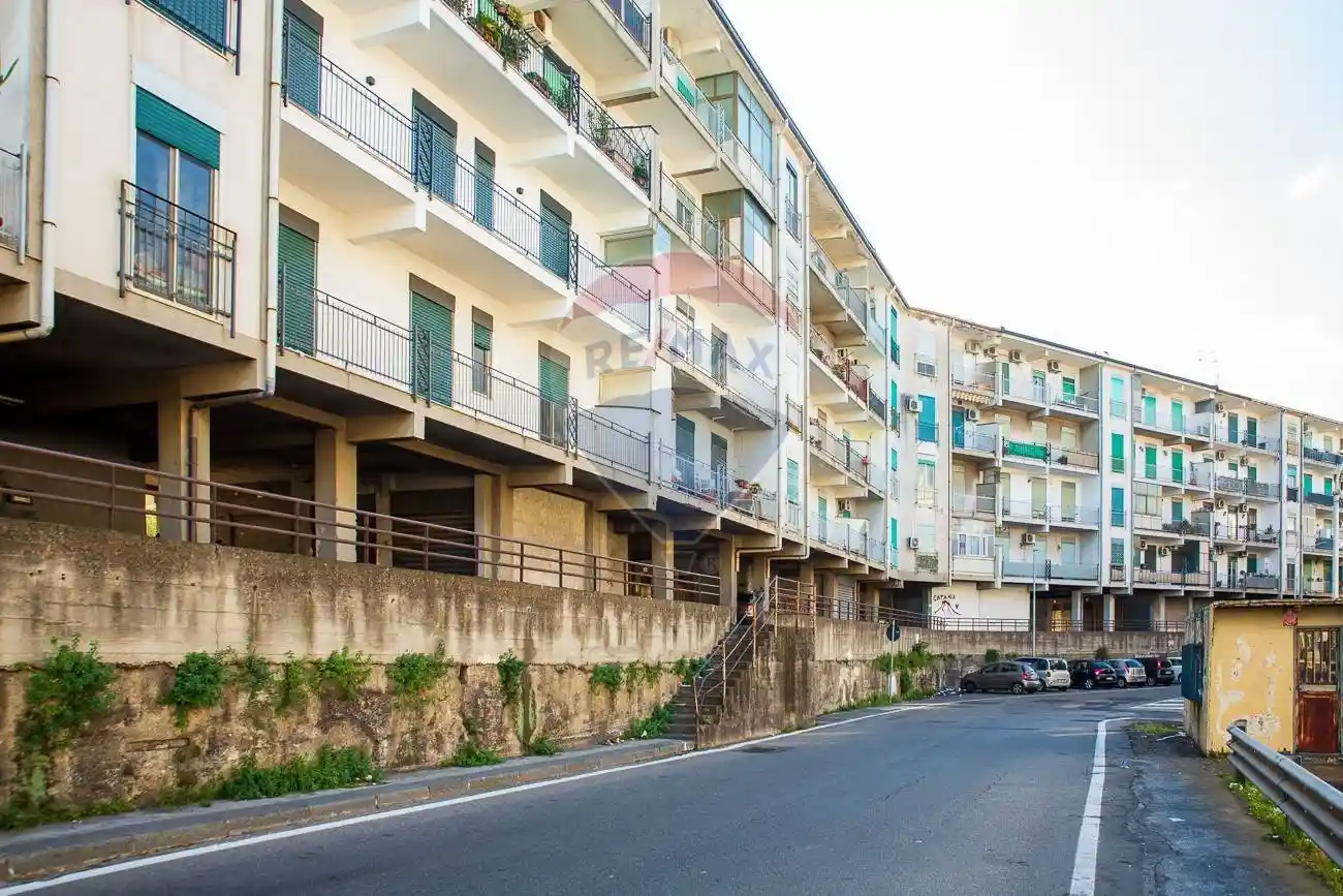 Trilocale via Salvatore Salomone Marino 118, Monte Po, Catania - foto 2