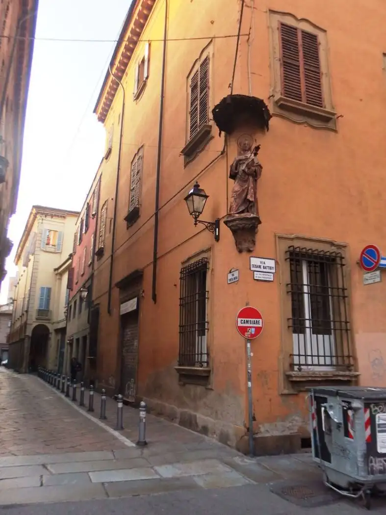 Appartamento in vendita a Bologna