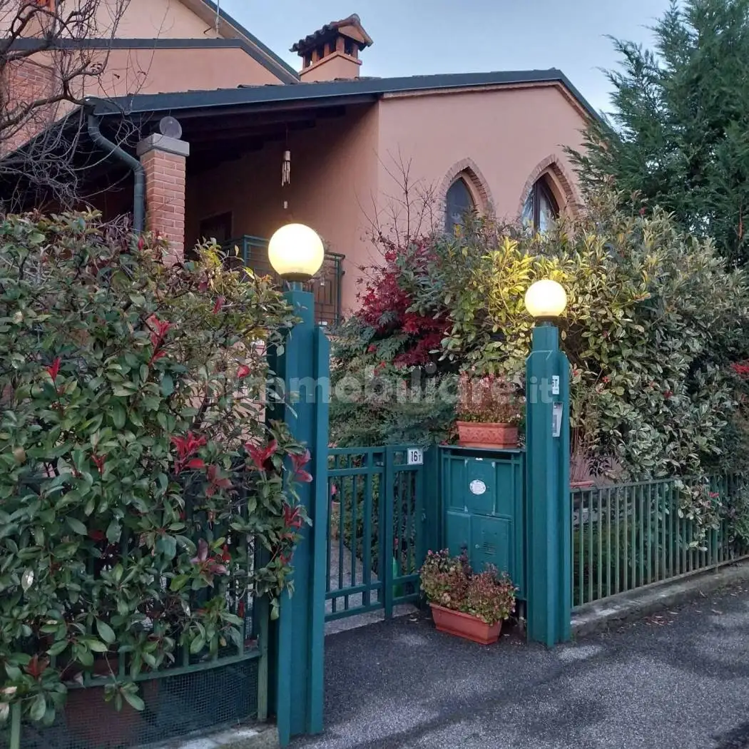 Villa in vendita a Spino d'Adda