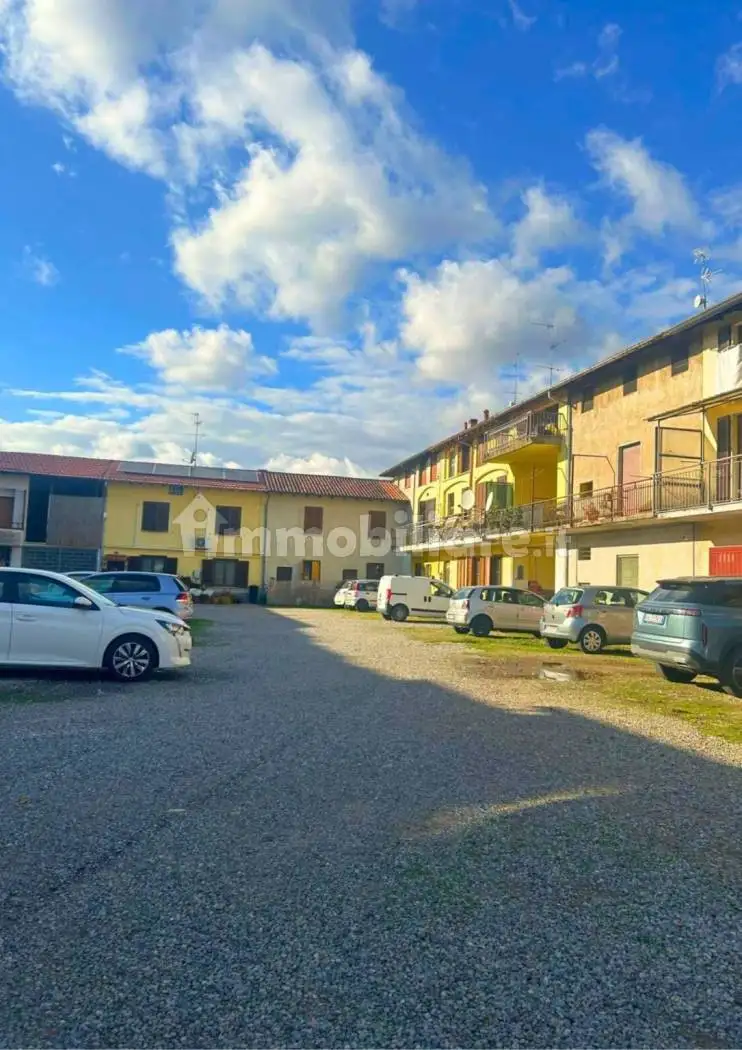 Appartamento in vendita a Turate