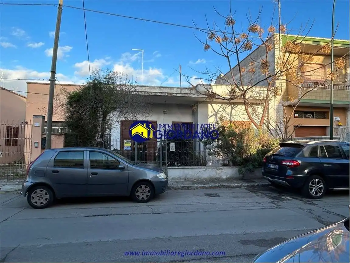 Casa indipendente in vendita a Squinzano