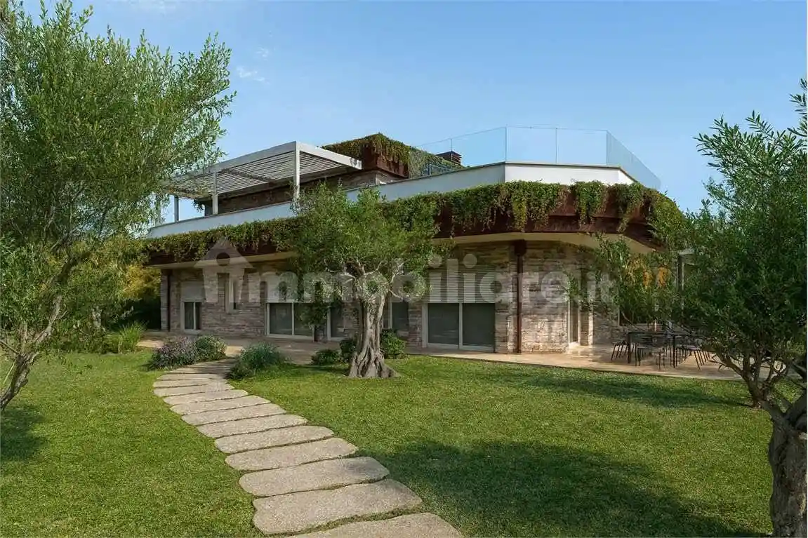 Villa in vendita a Forte dei Marmi