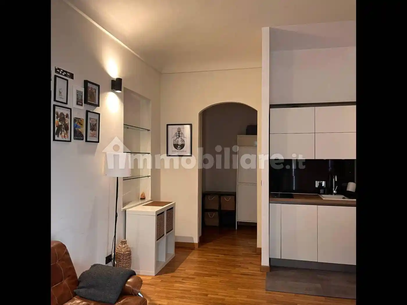 Monolocale via San Massimo 45, Via della Rocca, Torino - foto 2