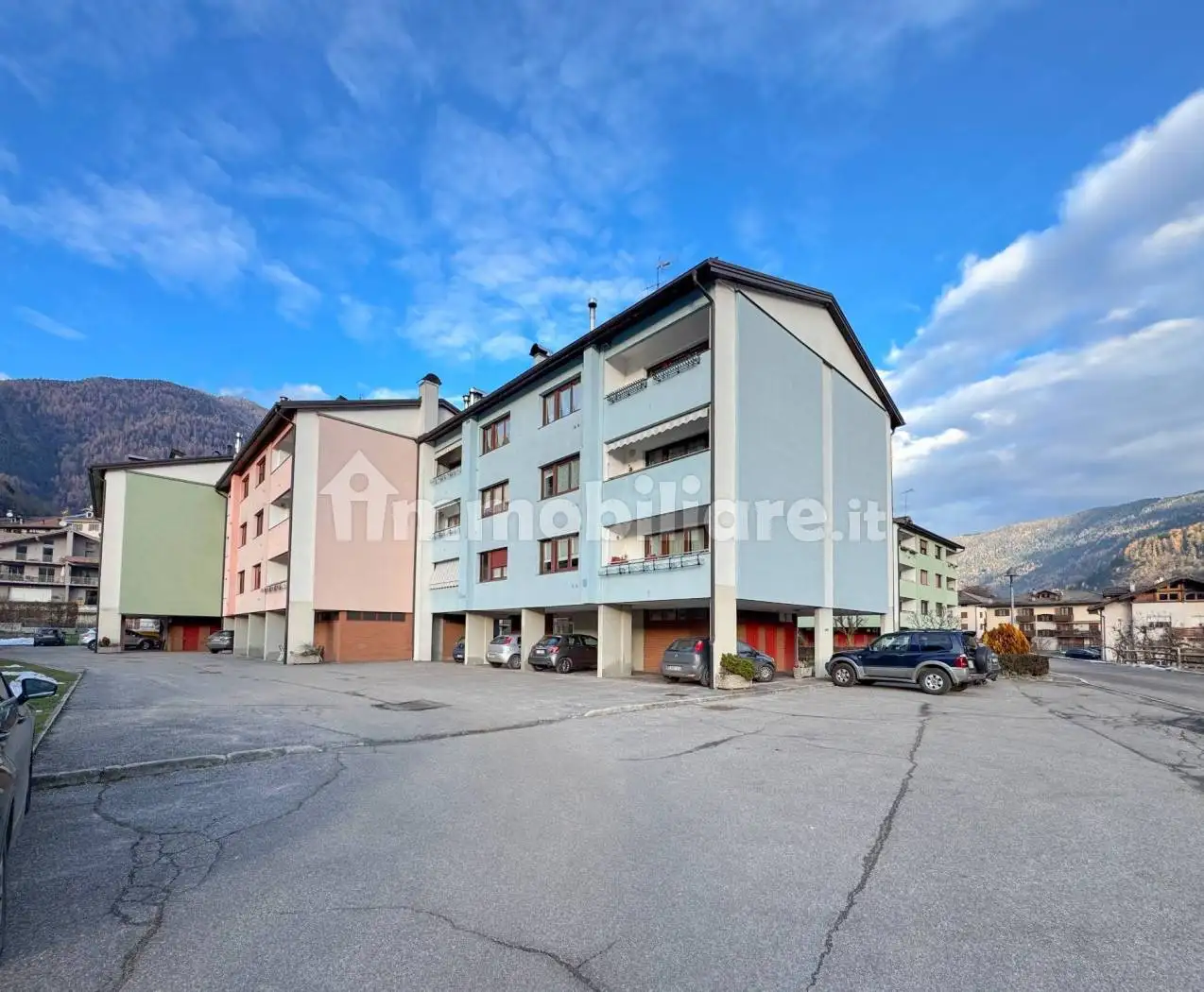 Appartamento via Merano 4, Centro, Malè - foto 2