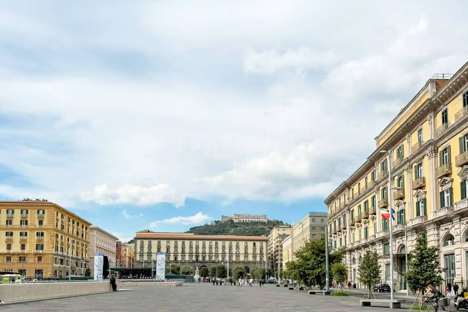 Trilocale piazza Municipio 84, Porto - Municipio, Napoli - foto 4