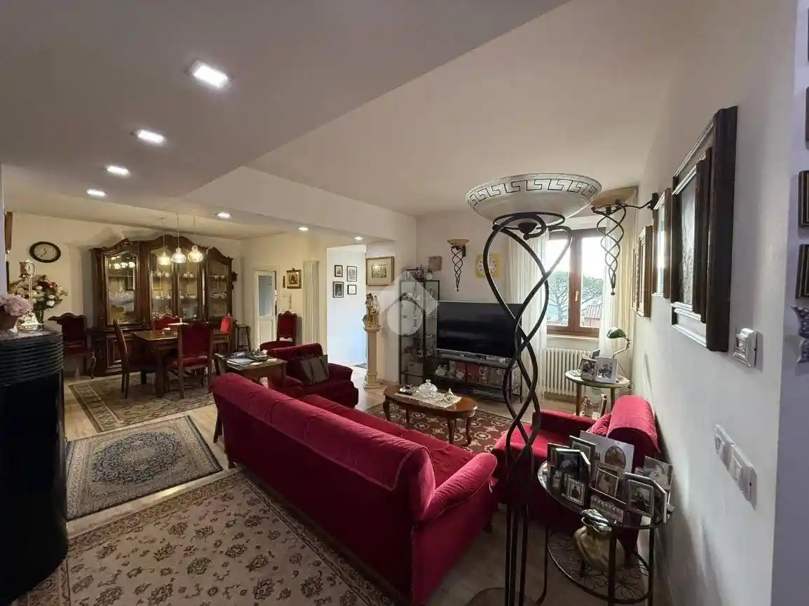 Bilocale piazza XXV Aprile 3, Centro, Falconara Albanese - foto 2