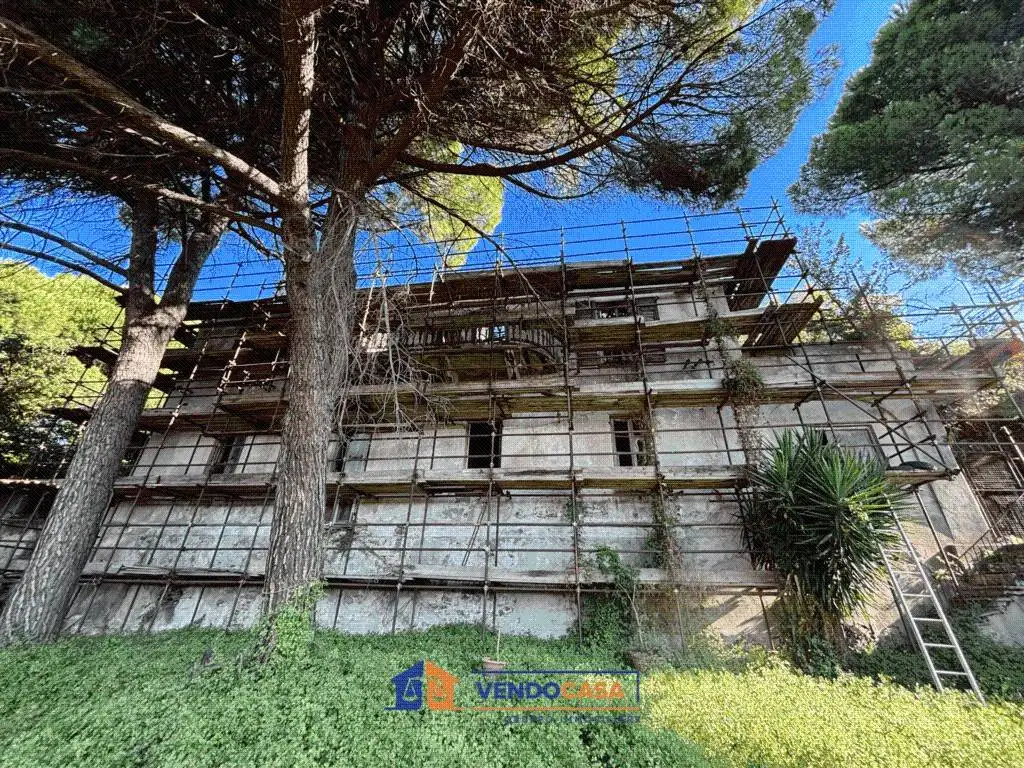 Casa indipendente in vendita a Genova