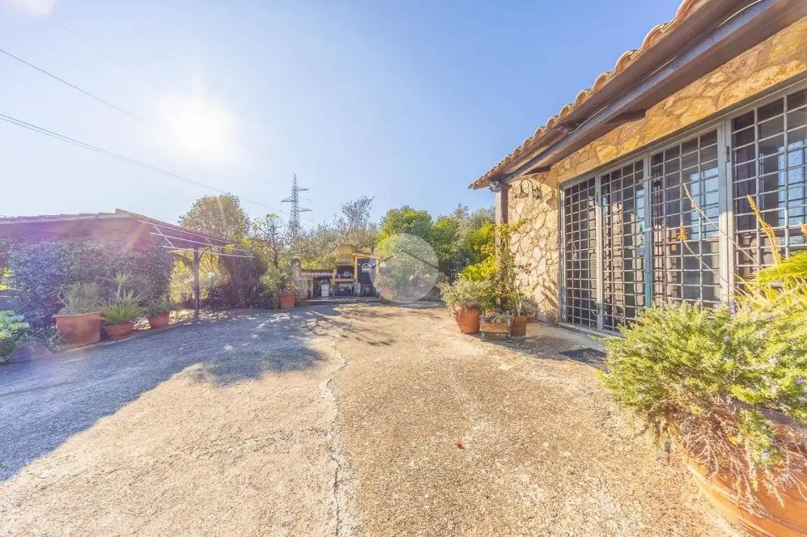 Bilocale Str. Vicinale del Pozzo, Via Gramsci, Via Monti Sabini, Monterotondo - foto 2