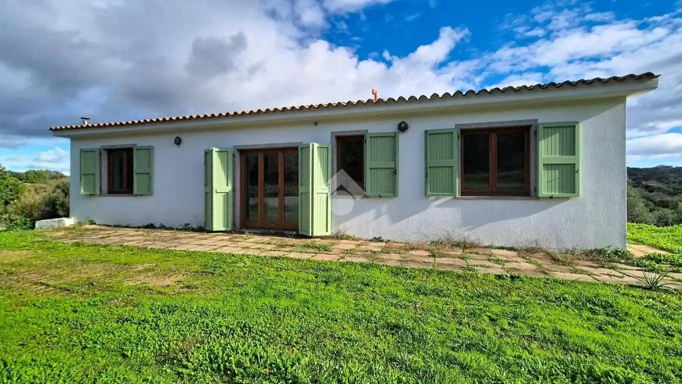 Casa indipendente in vendita a Arzachena