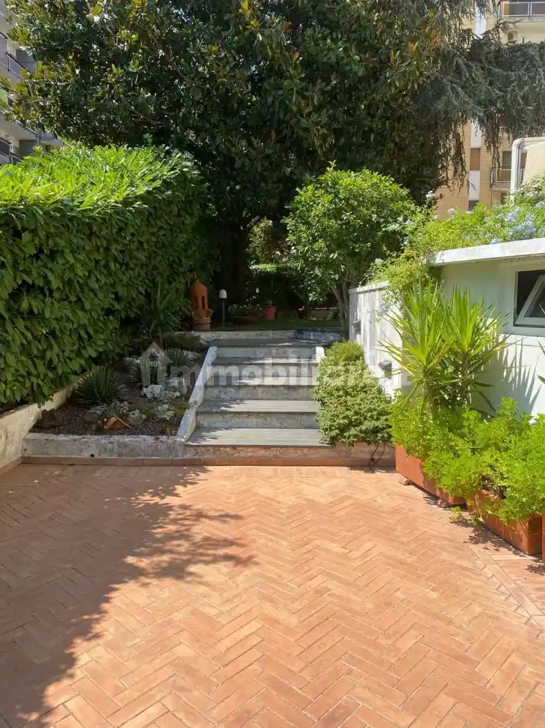 Trilocale via Domenico Fontana, Arenella, Napoli - foto 3