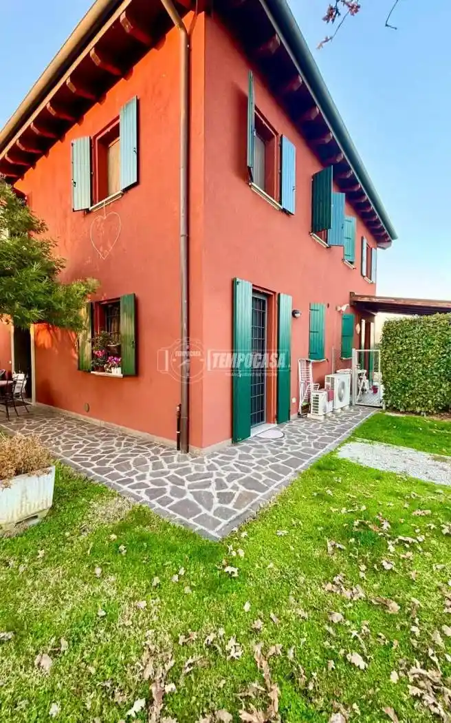 Villetta a schiera - foto 2