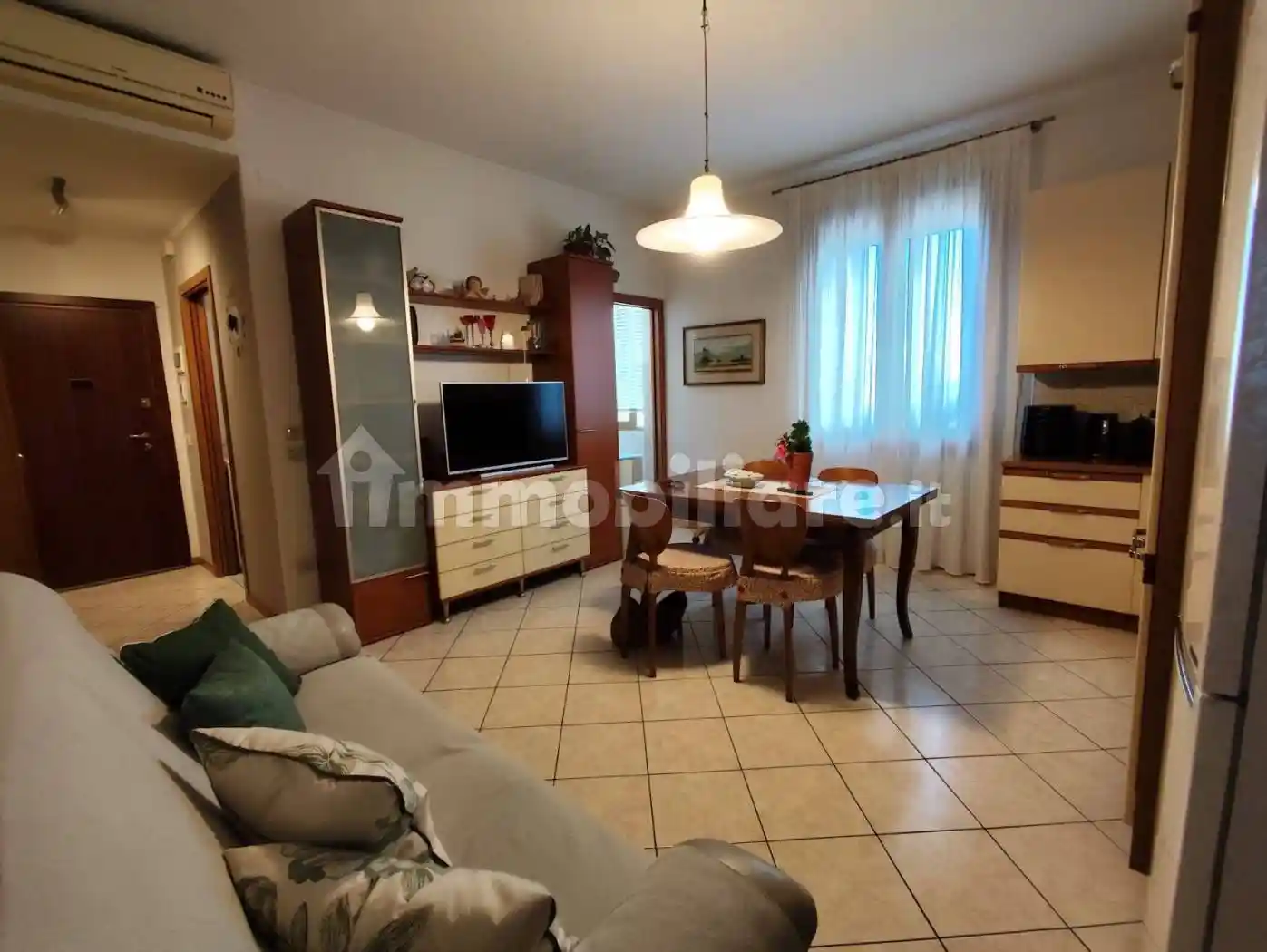 Quadrilocale buono stato, secondo piano, Maddalene, Vicenza - foto 2