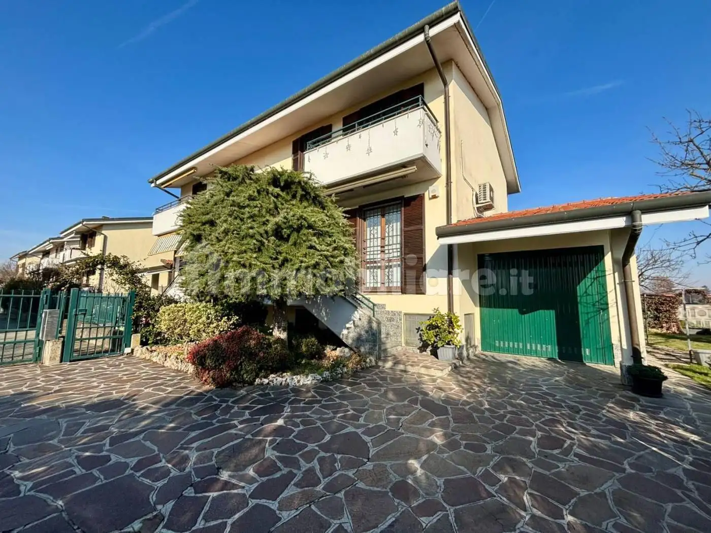 Villa in vendita a Casorate Primo