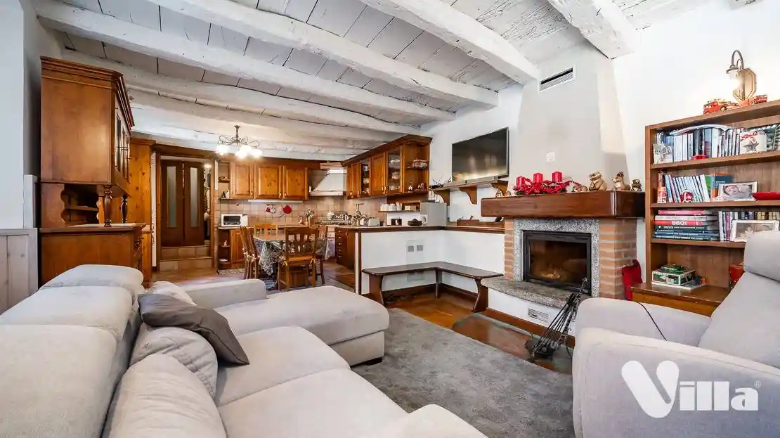 Terratetto unifamiliare via Cesare Cantù 19, Nava, Colle Brianza - foto 2