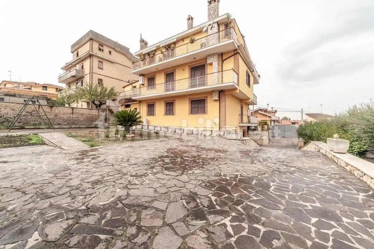 Quadrilocale via Roviano 9, Setteville Nord, Guidonia Montecelio - foto 3