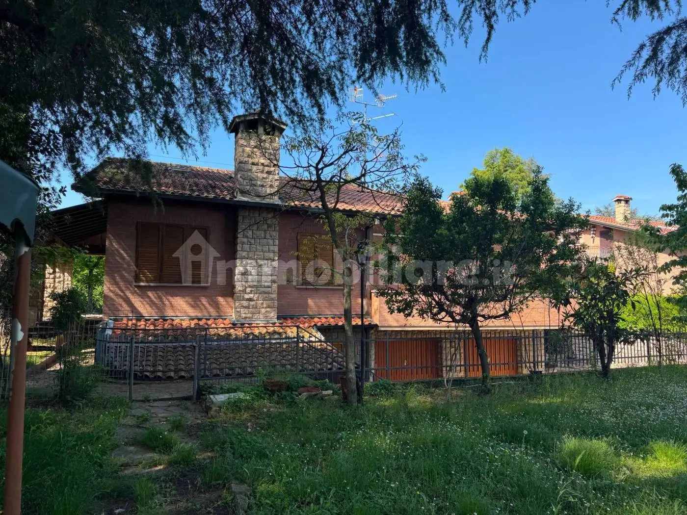 Villa in vendita a Casalecchio di Reno