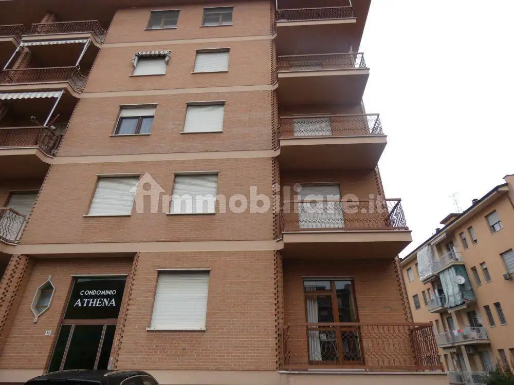 Appartamento in affitto a Alba