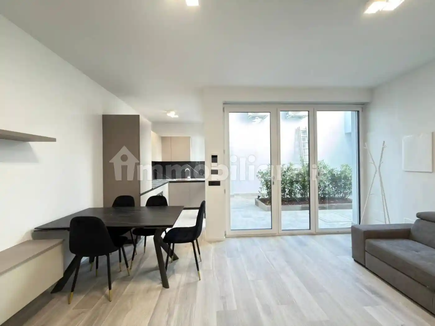 Bilocale via Marghera 43, Frua, Milano - foto 2