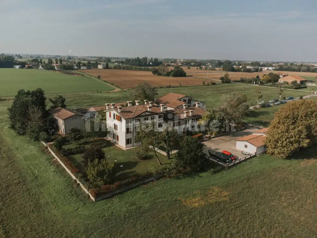 Appartamento in vendita a Borgo Virgilio