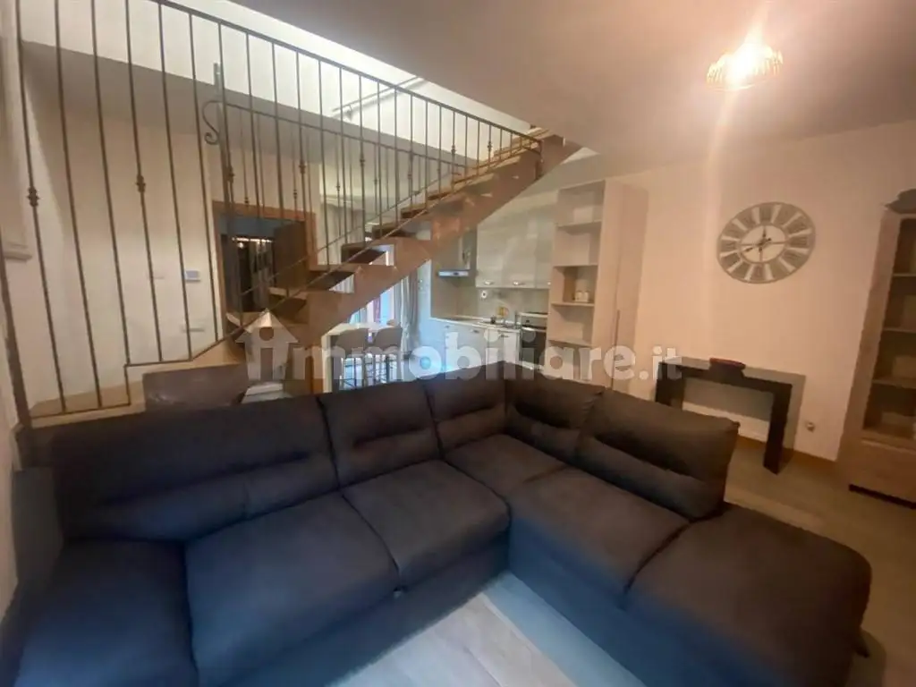 Villa a schiera via Del Fontanone, Centro, Azzate - foto 3