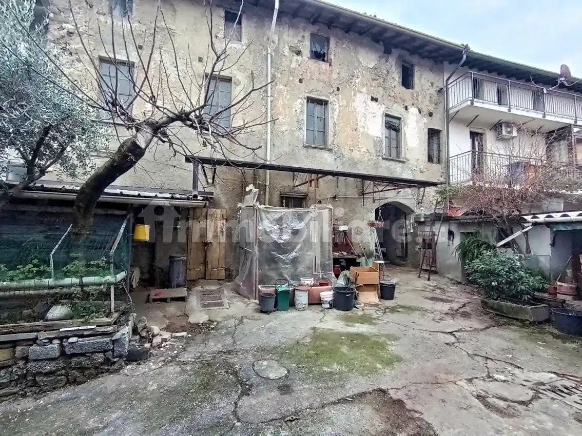 Rustico - Casale in vendita a Sirone