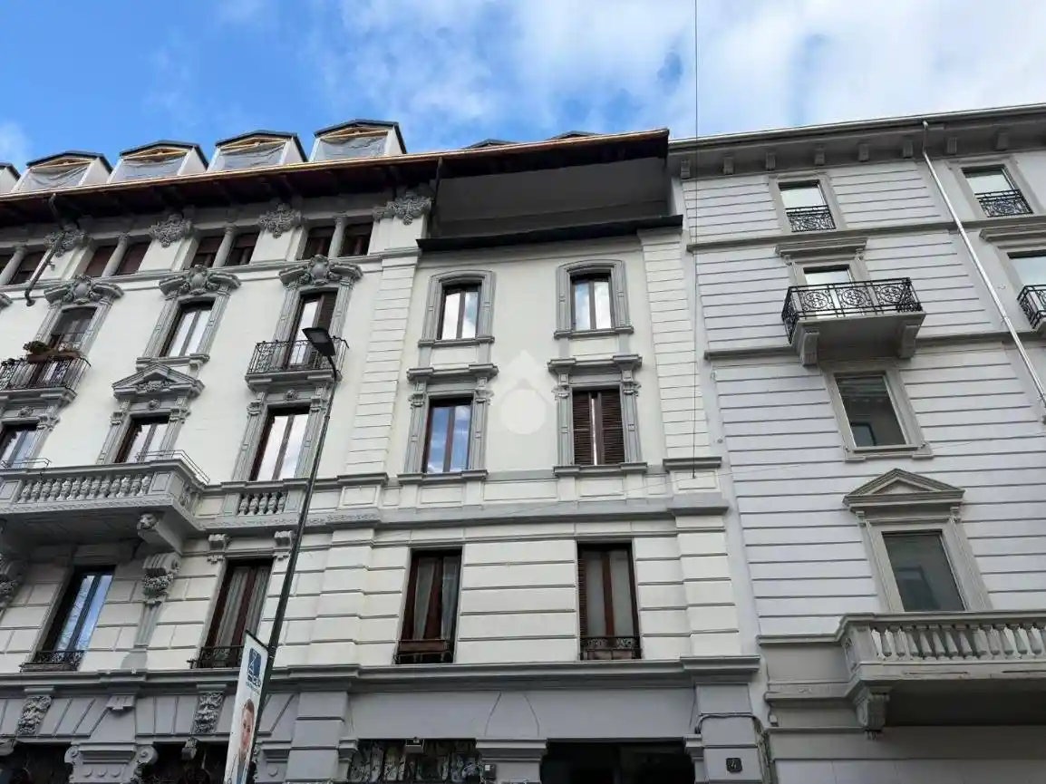 Quadrilocale via San gregorio 4, Buenos Aires, Milano - foto 2