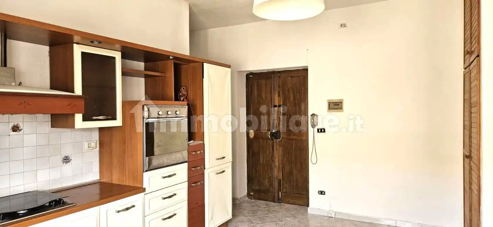 Trilocale via Camillo Benso di Cavour 30, Centro Storico, Latina - foto 4